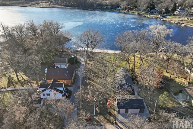 $69,900 | 42028 North East Road, Antioch, IL 60002