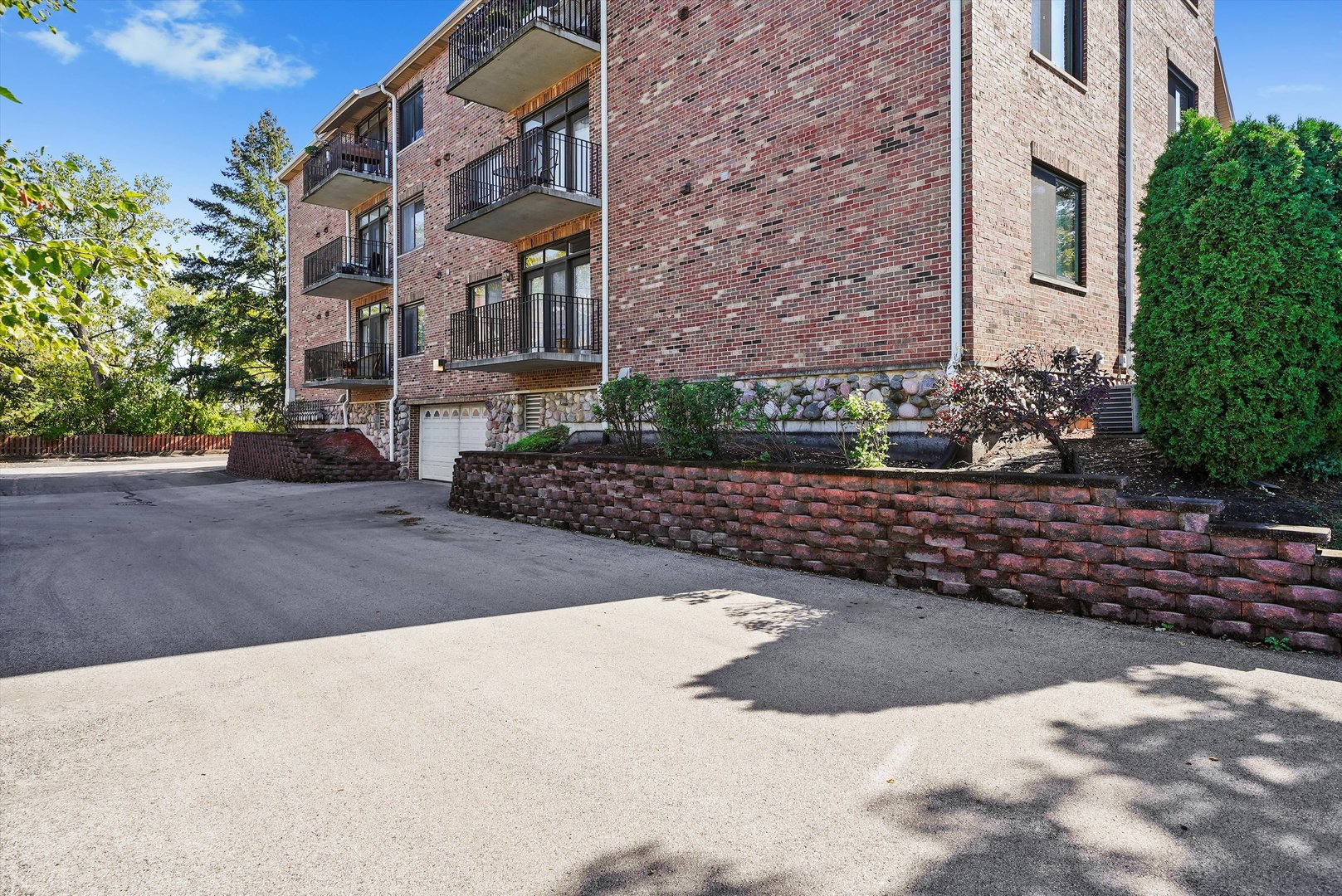 11001 Deblin Lane, Unit 203 Oak Lawn, IL 60453 - Photo 28 of 42