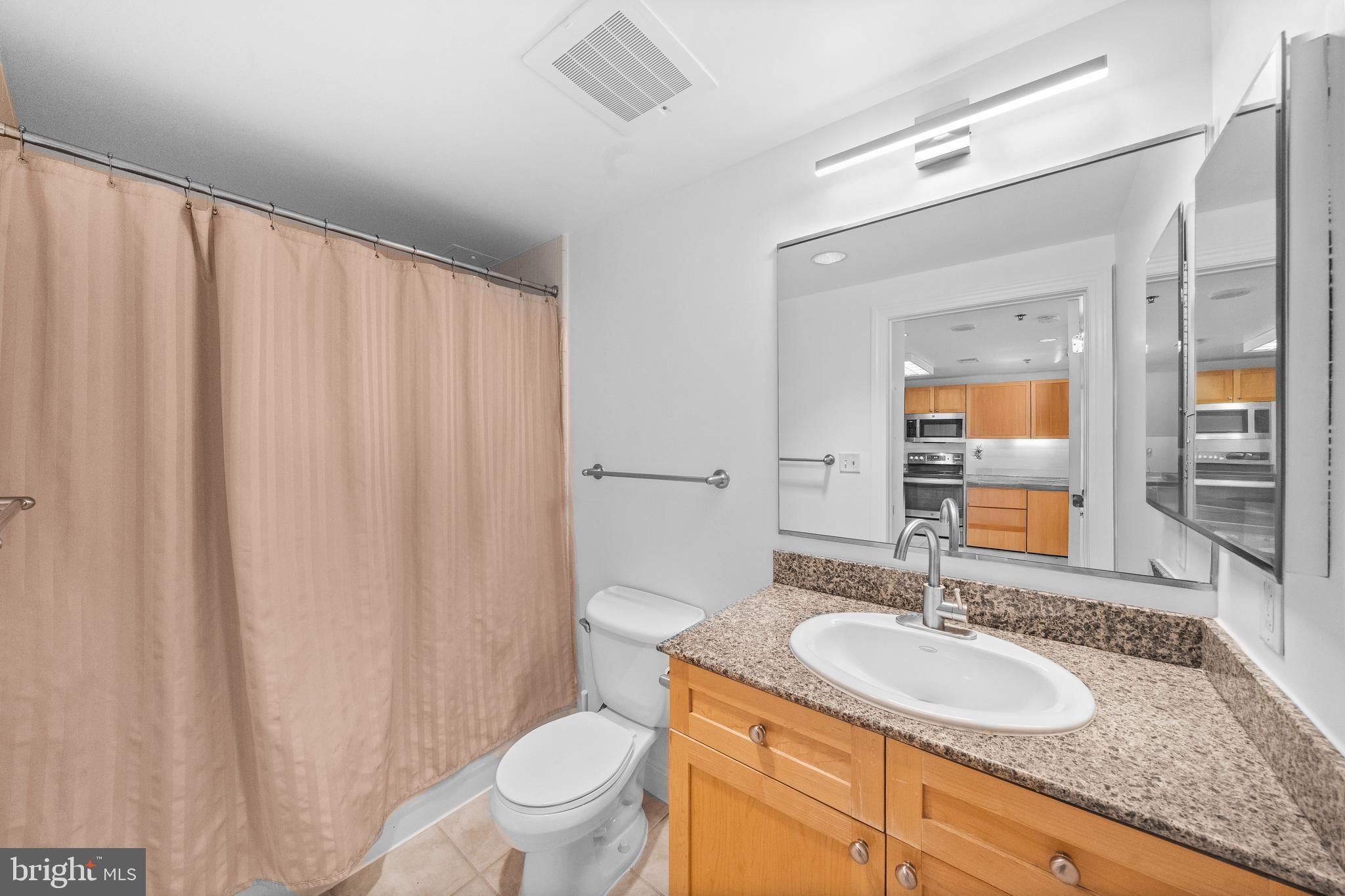 777 7th Street Northwest, Unit 1003 Washington, DC 20001 - Photo 18 of 33