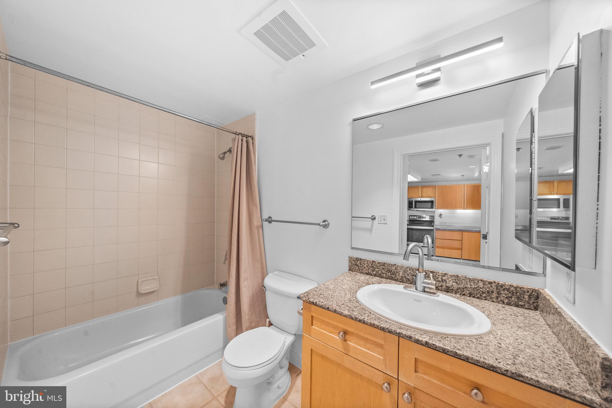 777 7th Street Northwest, Unit 1003 Washington, DC 20001 - Photo 19 of 33