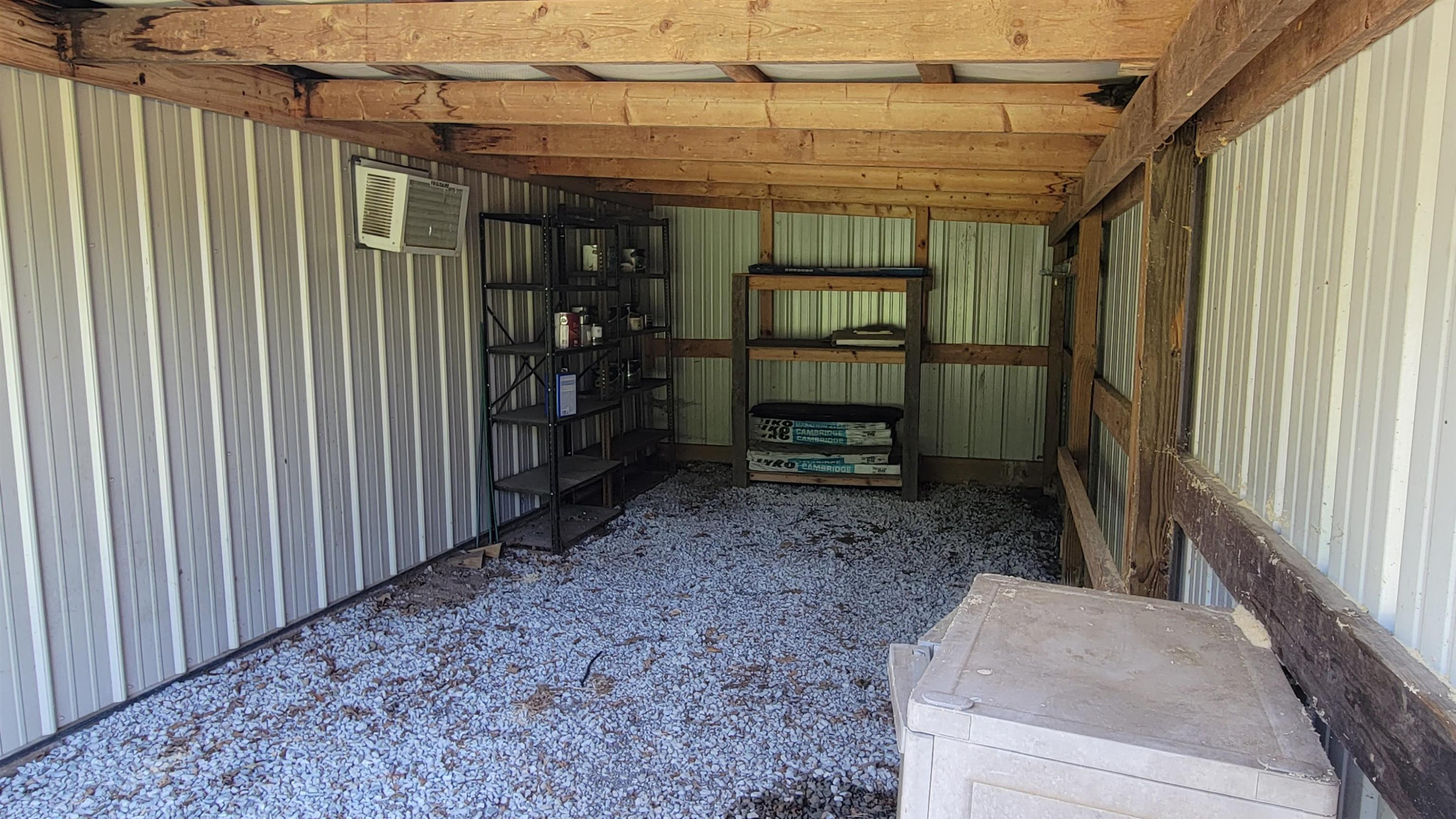 183 Spring Creek Law Road Jackson, TN 38305 - Photo 17 of 42