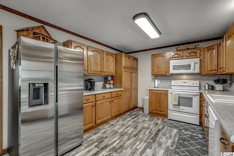 7079 Oak Grove Road Conway, SC 29527 - Photo 9 of 38 Gallery Image 9