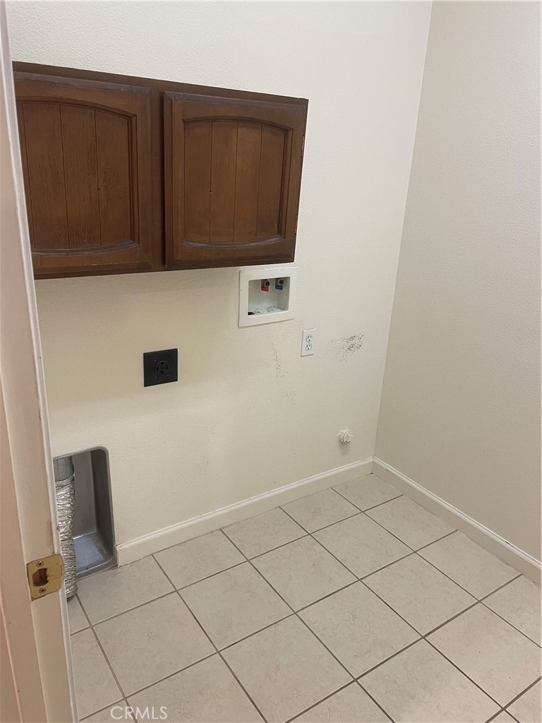 3583 Sarasota Avenue Merced, CA 95348 - Photo 17 of 23 a view of an empty room