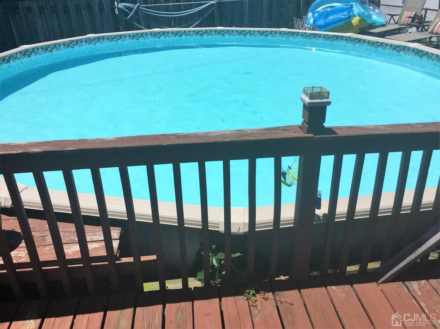 50 Old Post Road Edison, NJ 08817 - Photo 36 of 39 a view of a balcony