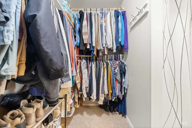 $384,990 | 1131 Southwest Colonial, Mountain Home, ID 83647