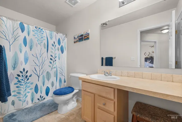 $384,990 | 1131 Southwest Colonial, Mountain Home, ID 83647