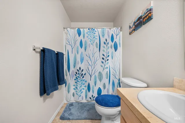 $384,990 | 1131 Southwest Colonial, Mountain Home, ID 83647