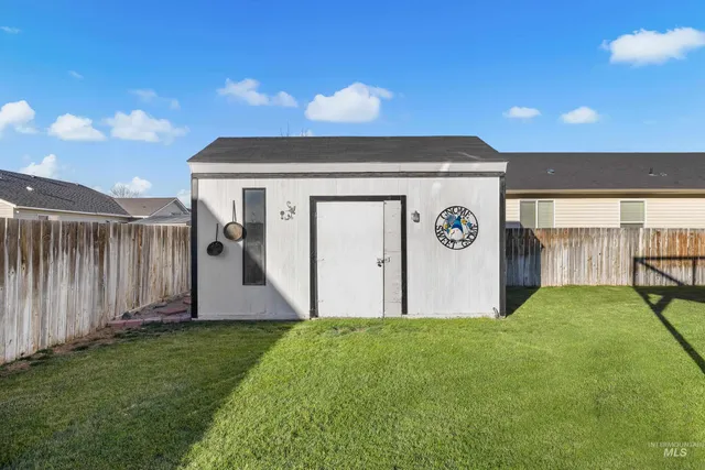 $384,990 | 1131 Southwest Colonial, Mountain Home, ID 83647