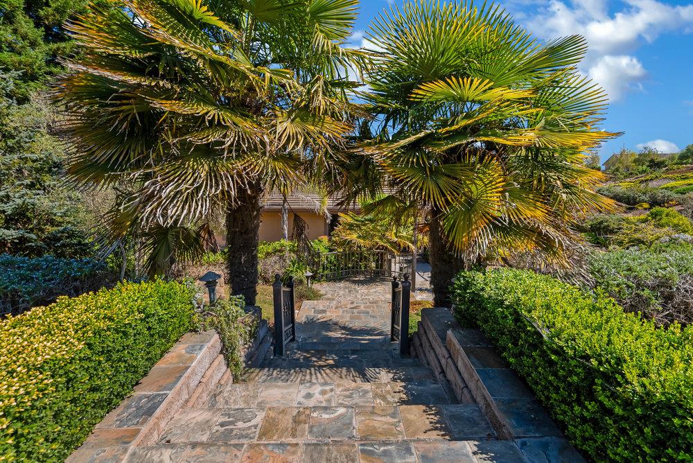 18383 Meadow Ridge Road Salinas, CA 93907 - Photo 3 of 90 Gallery Image 3
