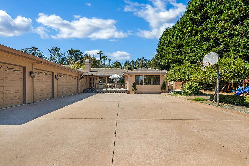 18383 Meadow Ridge Road Salinas, CA 93907 - Photo 67 of 90 Gallery Image 67