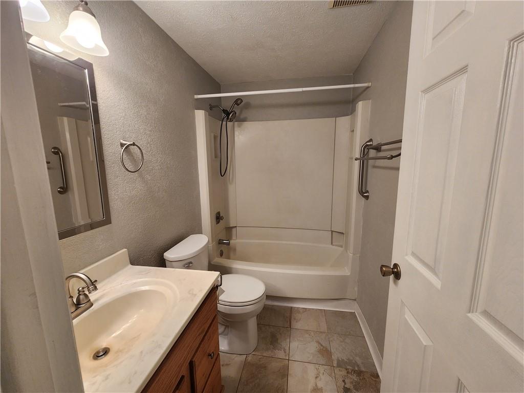 240 Quail Run Road Venetia, PA 15367 - Photo 22 of 32