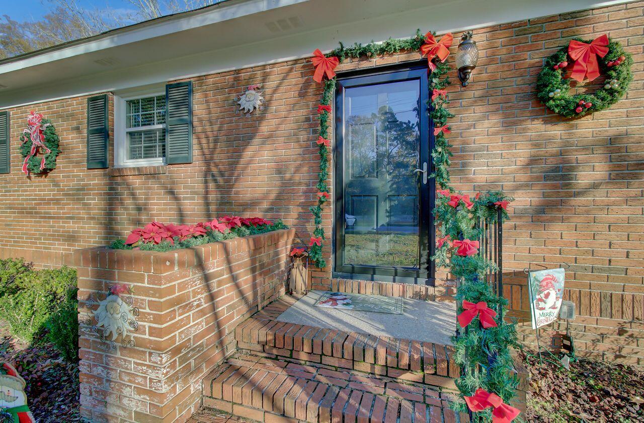 1582 Ingram Road Charleston, SC 29407 - Photo 6 of 39 6