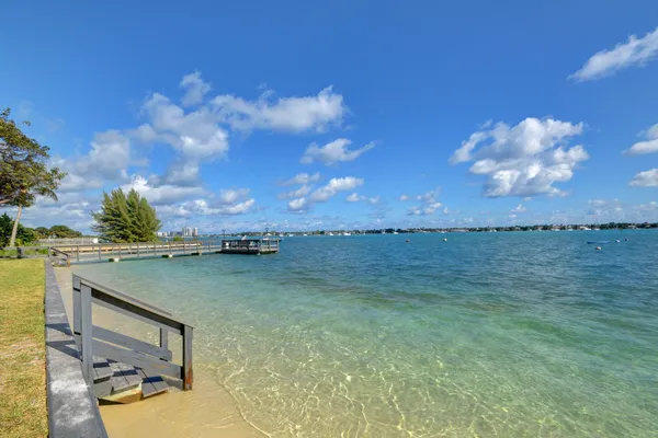 $3,650 | 5600 North Flagler Drive, Unit 2509, West Palm Beach, FL 33407