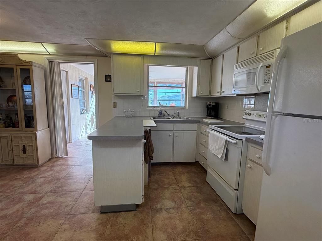 3914 Carioca Road Holiday, FL 34691 - Photo 12 of 23