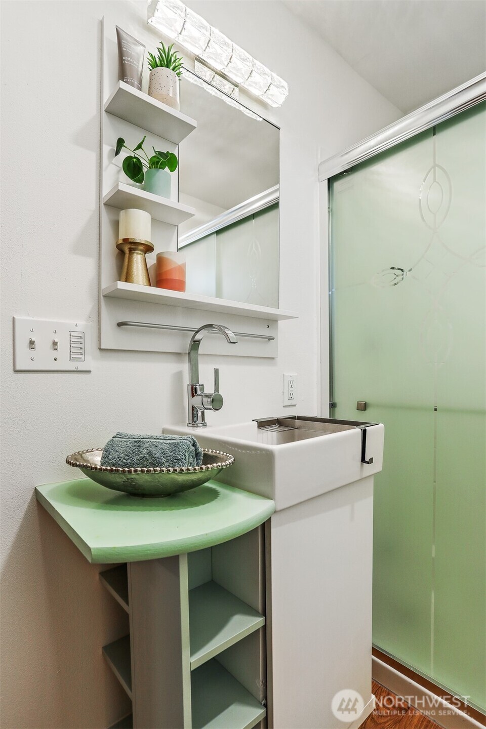 3514 Southwest 99th Street Seattle, WA 98126 - Photo 16 of 23 Gallery Image 16