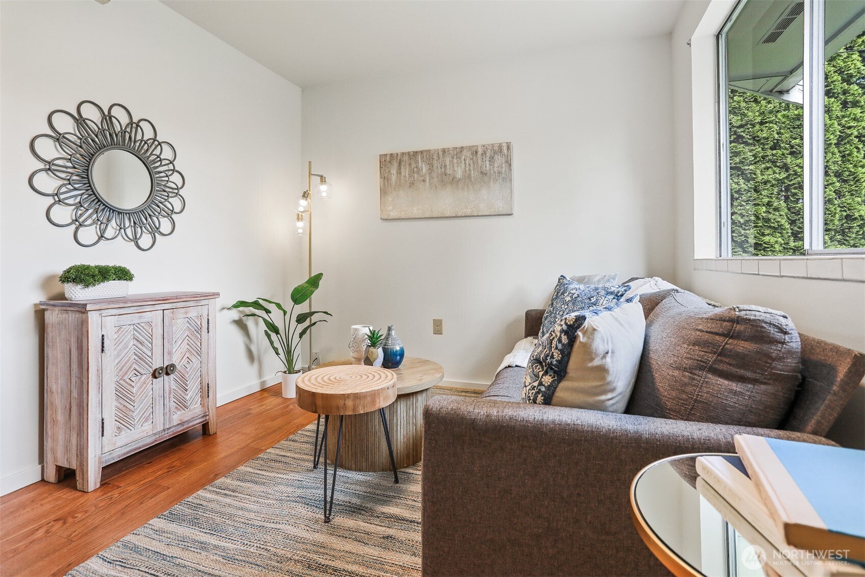 3514 Southwest 99th Street Seattle, WA 98126 - Photo 3 of 23 Gallery Image 3
