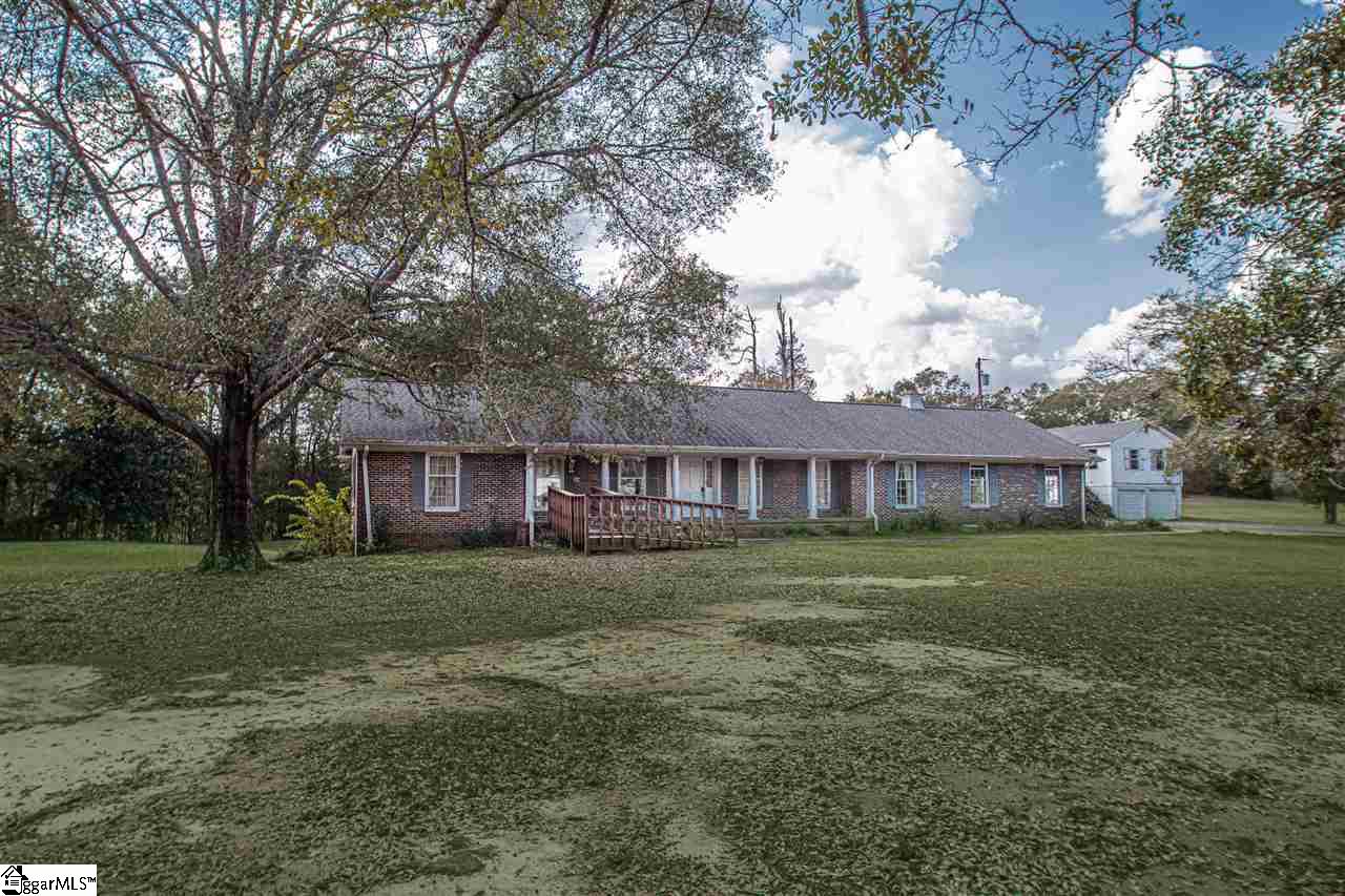 11704 Augusta Road Honea Path, SC 29654 - Photo 1 of 36