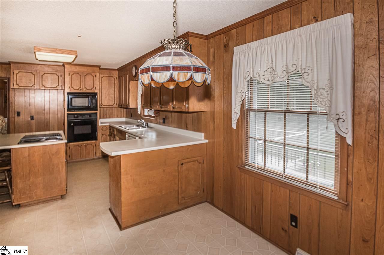 11704 Augusta Road Honea Path, SC 29654 - Photo 13 of 36