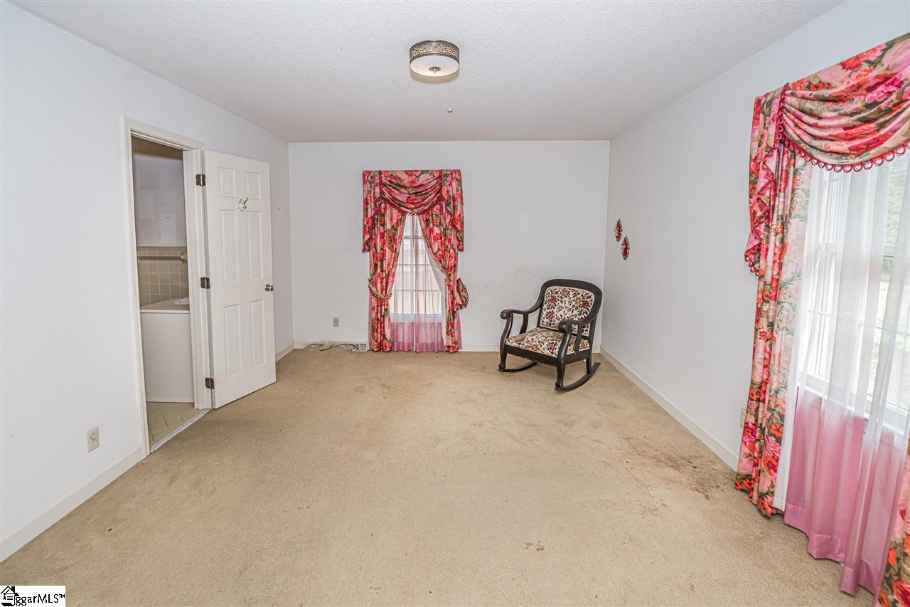 11704 Augusta Road Honea Path, SC 29654 - Photo 23 of 36