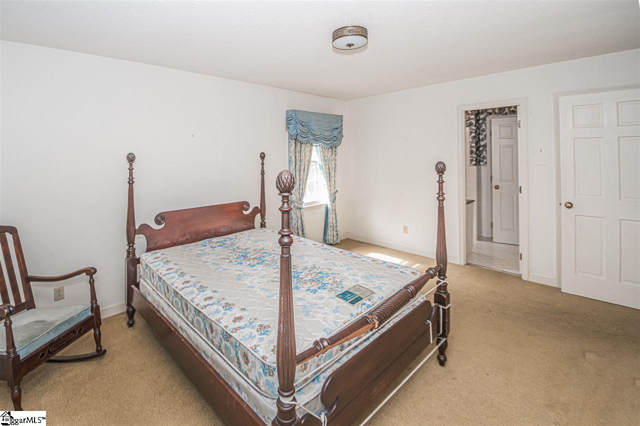 11704 Augusta Road Honea Path, SC 29654 - Photo 27 of 36