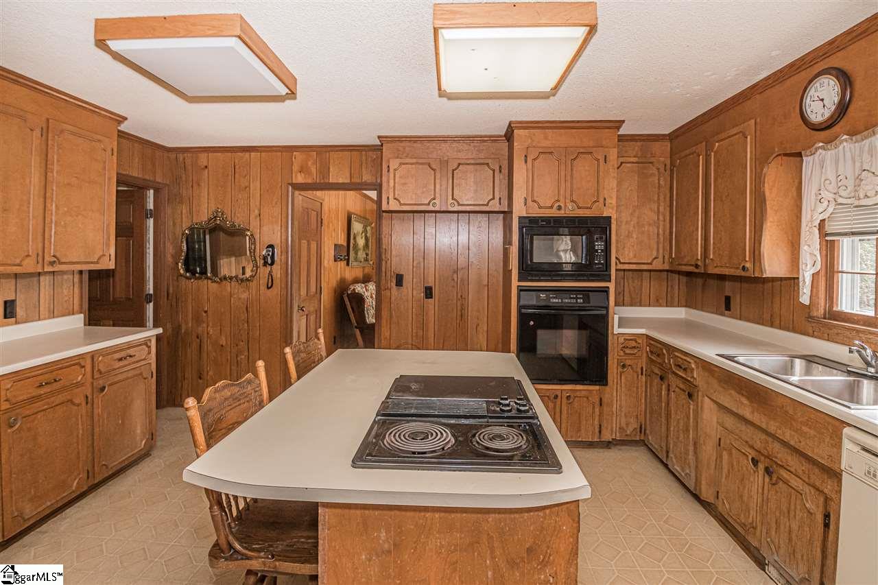 11704 Augusta Road Honea Path, SC 29654 - Photo 10 of 36