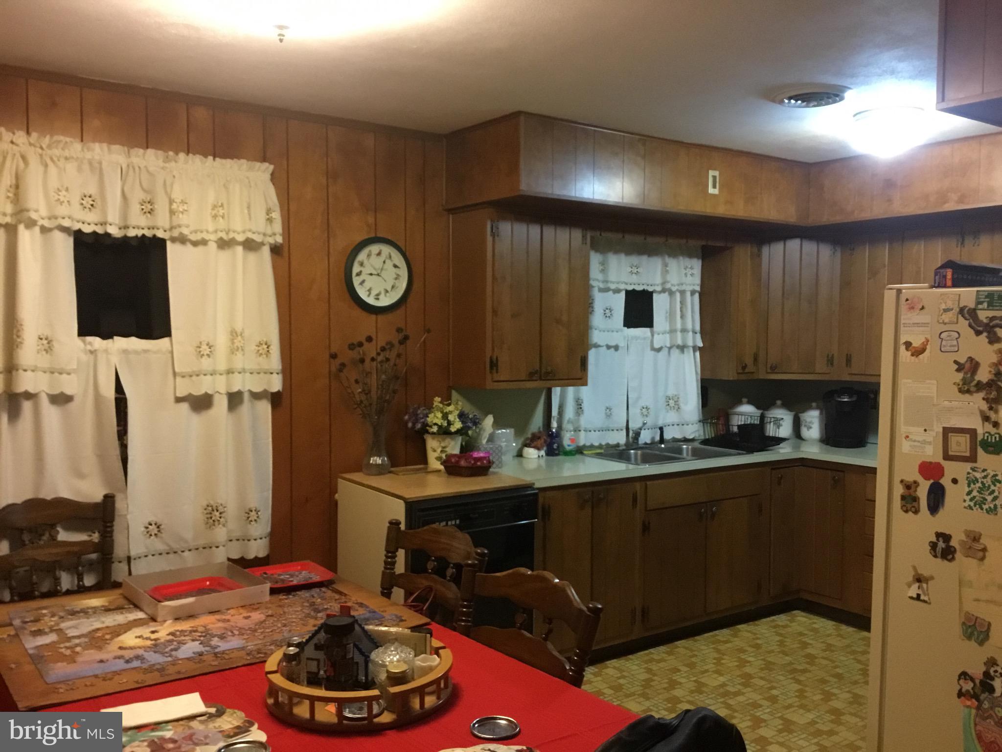2535 Loop Road Chambersburg, PA 17202 - Photo 6 of 16 Gallery Image 6