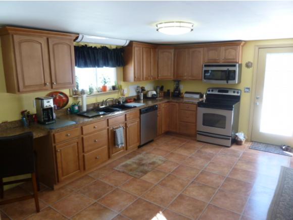 224 Pinewood Road Allenstown, NH 03275 - Photo 4 of 14 Gallery Image 4