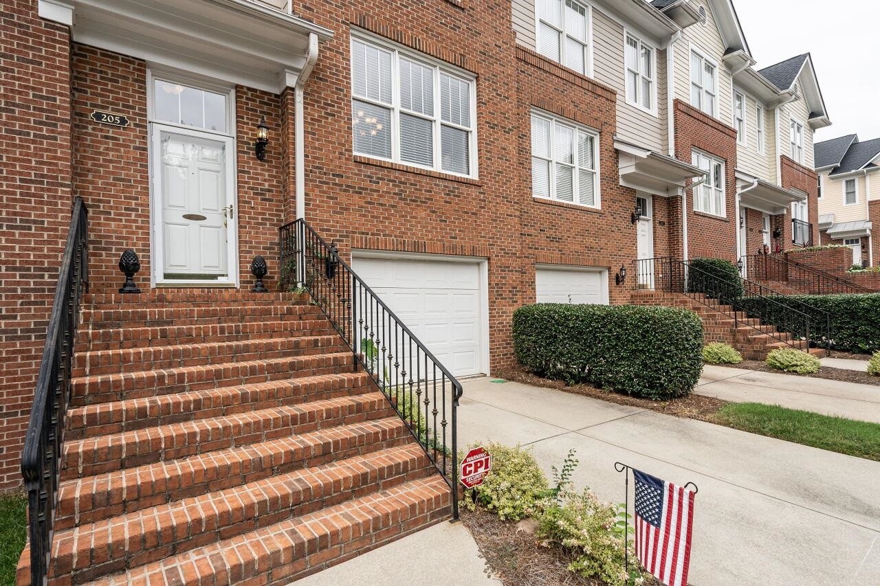 205 Ashton Hall Lane Raleigh, NC 27609 - Photo 3 of 29 Photo 3