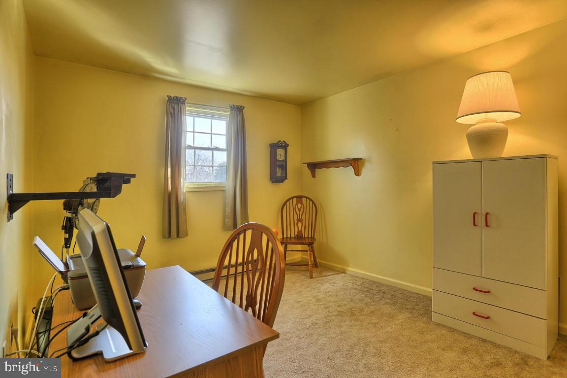 9 Bomberger Road Lititz, PA 17543 - Photo 13 of 32