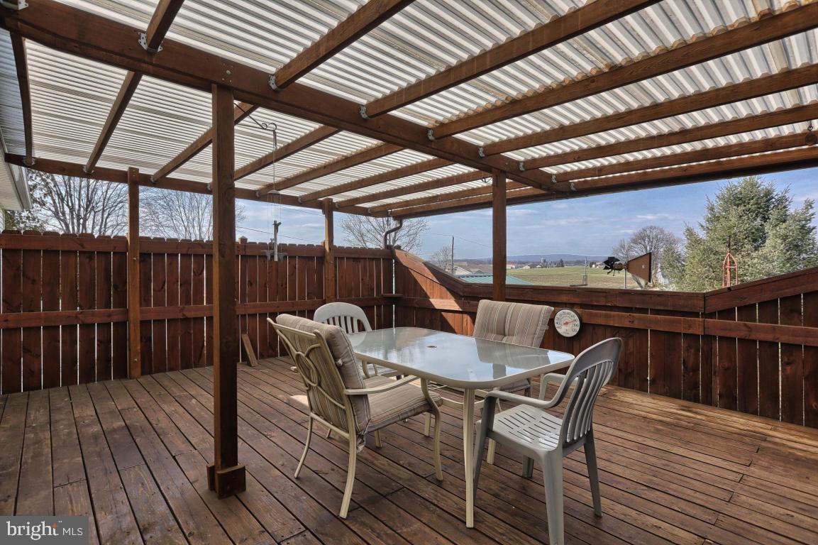 9 Bomberger Road Lititz, PA 17543 - Photo 23 of 32