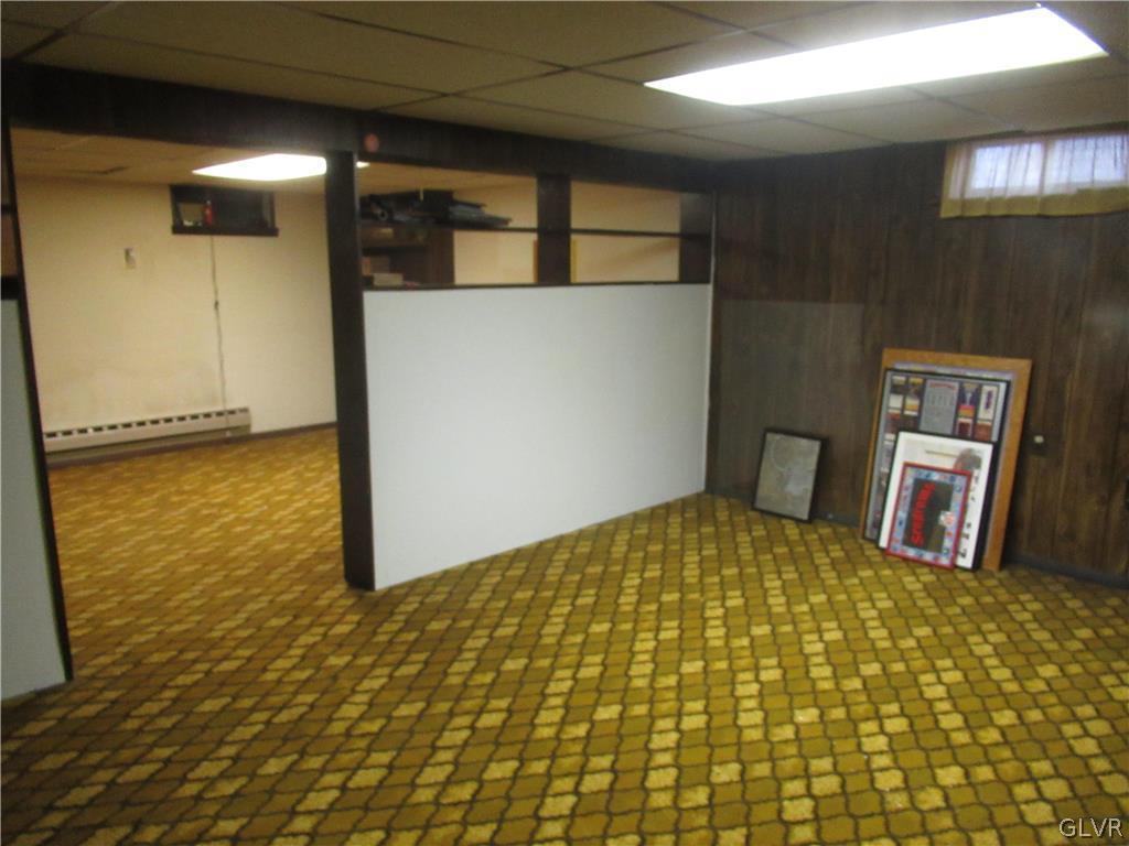 1241 Salisbury Road Allentown, PA 18103 - Photo 26 of 39 Rooms separated by open partition