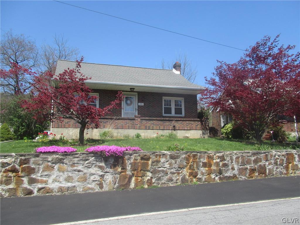1241 Salisbury Road Allentown, PA 18103 - Photo 39 of 39 Off St parking and Spring blooms