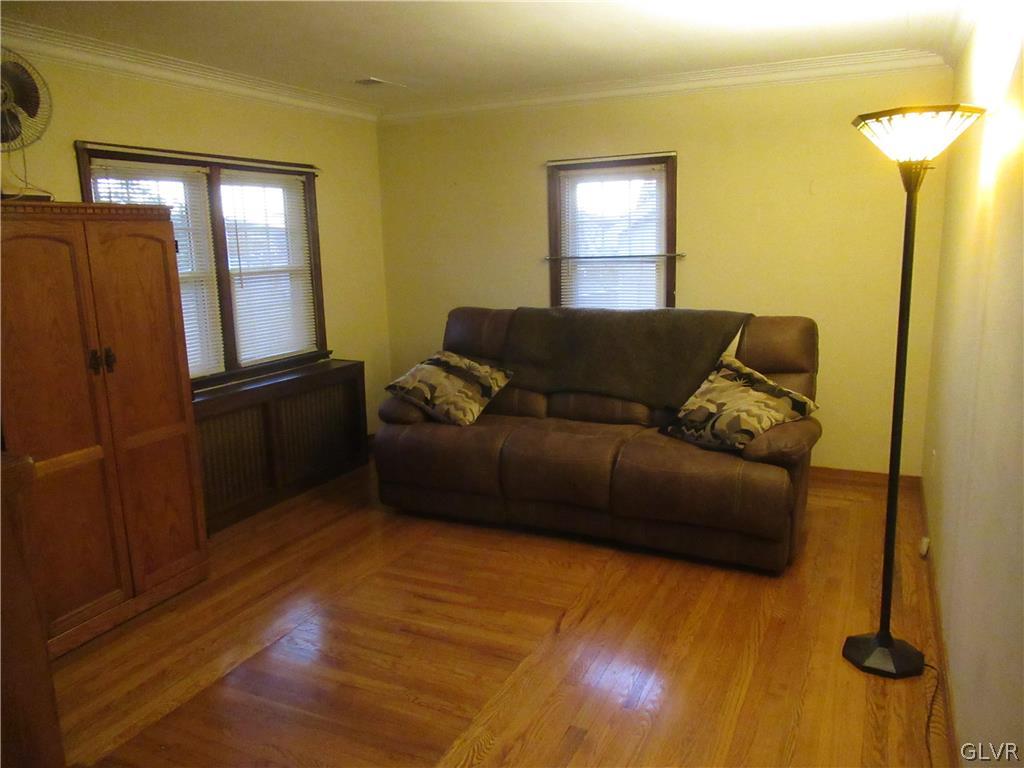 1241 Salisbury Road Allentown, PA 18103 - Photo 4 of 39 LR