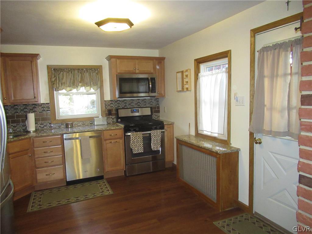 1241 Salisbury Road Allentown, PA 18103 - Photo 9 of 39 Kitchen w/outside entrance