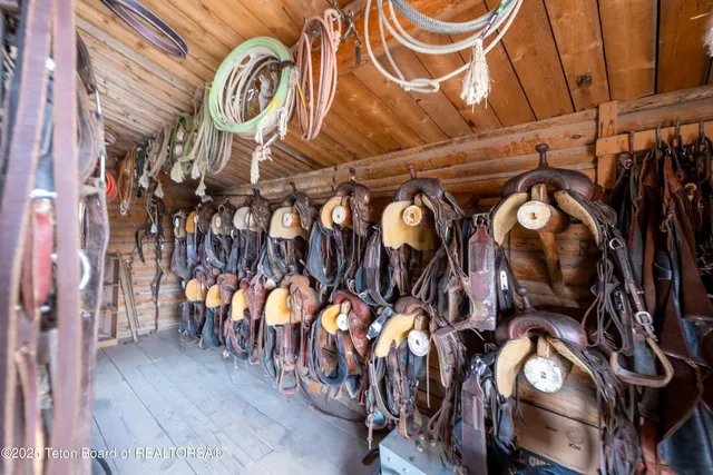 $4,950,000 | 3737 Highway 26, Dubois, WY 82513