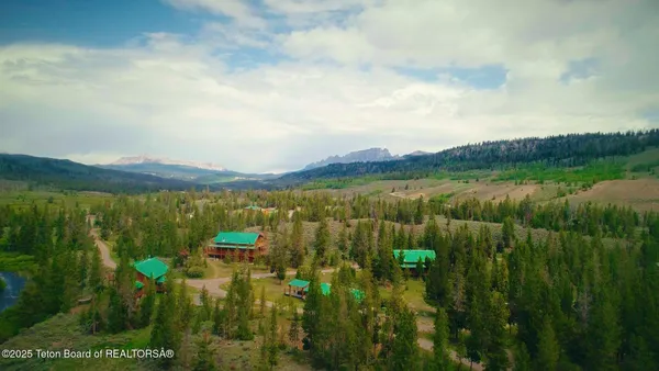 $4,950,000 | 3737 Highway 26, Dubois, WY 82513