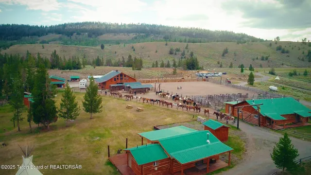$4,950,000 | 3737 Highway 26, Dubois, WY 82513