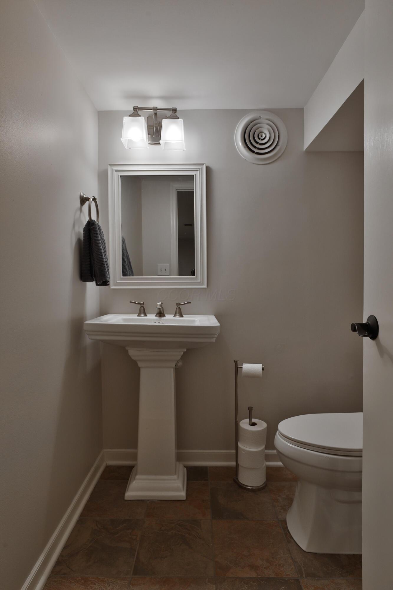 2305 Haverford Road Columbus, OH 43220 - Photo 47 of 60 2305-Haverford-47