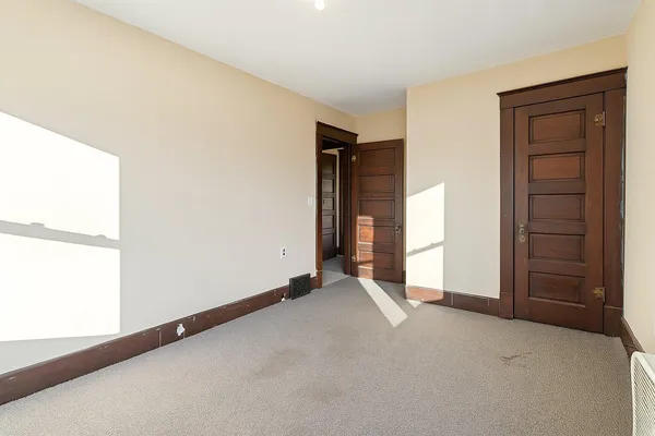 $119,900 | 806 North Eaton Street, Albion, MI 49224