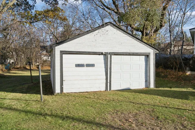 $129,900 | 806 North Eaton Street, Albion, MI 49224