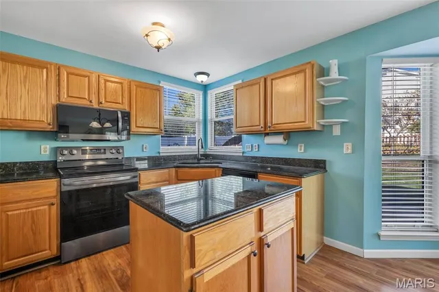 $429,900 | 16917 Kingstowne Pl Drive, Wildwood, MO 63011