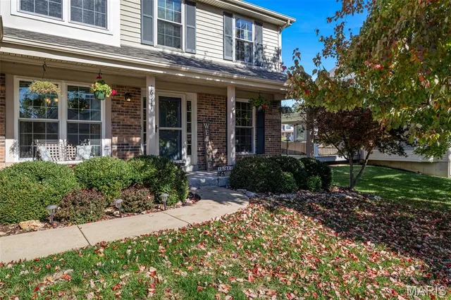 $429,900 | 16917 Kingstowne Pl Drive, Wildwood, MO 63011