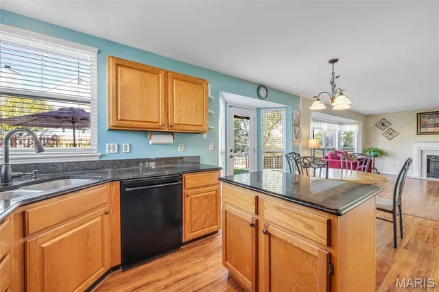 $429,900 | 16917 Kingstowne Pl Drive, Wildwood, MO 63011