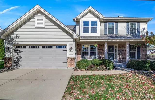$429,900 | 16917 Kingstowne Pl Drive, Wildwood, MO 63011