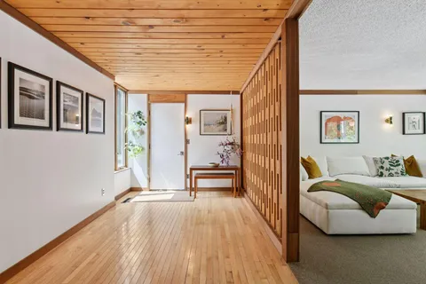 $1,095,000 | 5 South Brown Road, Orono, MN 55356