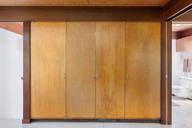 $1,095,000 | 5 South Brown Road, Orono, MN 55356