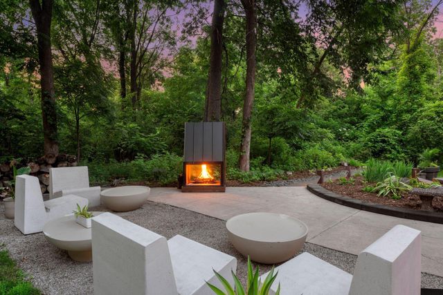 $1,095,000 | 5 South Brown Road, Orono, MN 55356