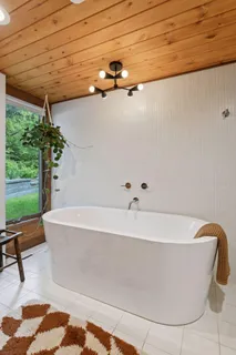 $1,095,000 | 5 South Brown Road, Orono, MN 55356