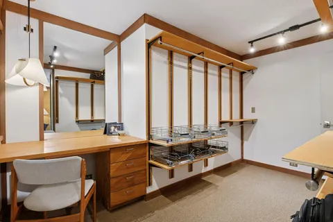 $1,095,000 | 5 South Brown Road, Orono, MN 55356