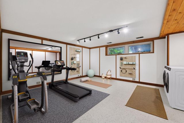 $1,095,000 | 5 South Brown Road, Orono, MN 55356